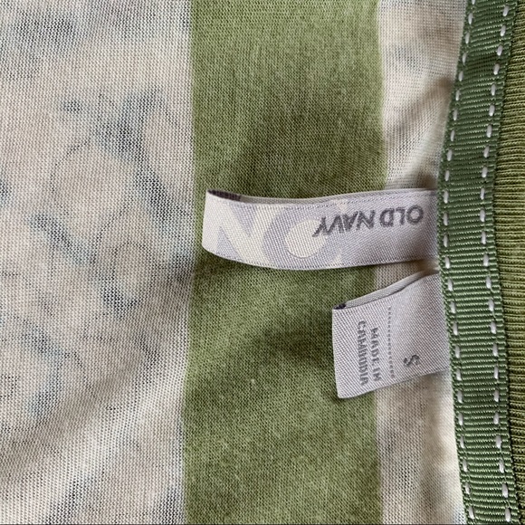 Women’s Old Navy Light Weight Cardigan - Small - Picture 4 of 5